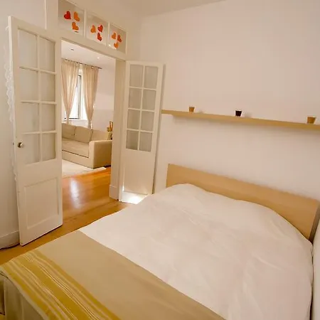 Апартаменты Feels Like Charming Alfama *